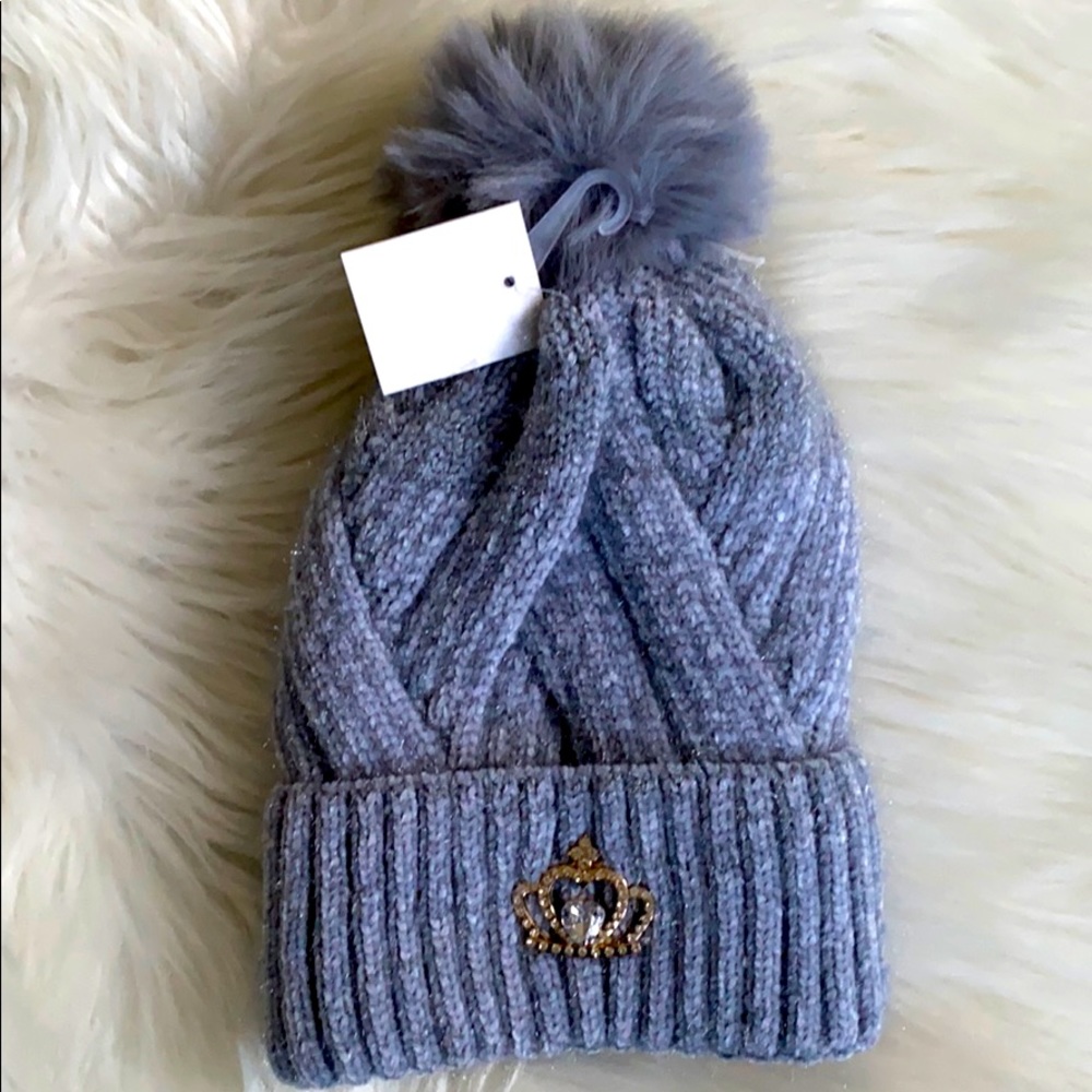 Pom Pom knit Jeweled beanie
